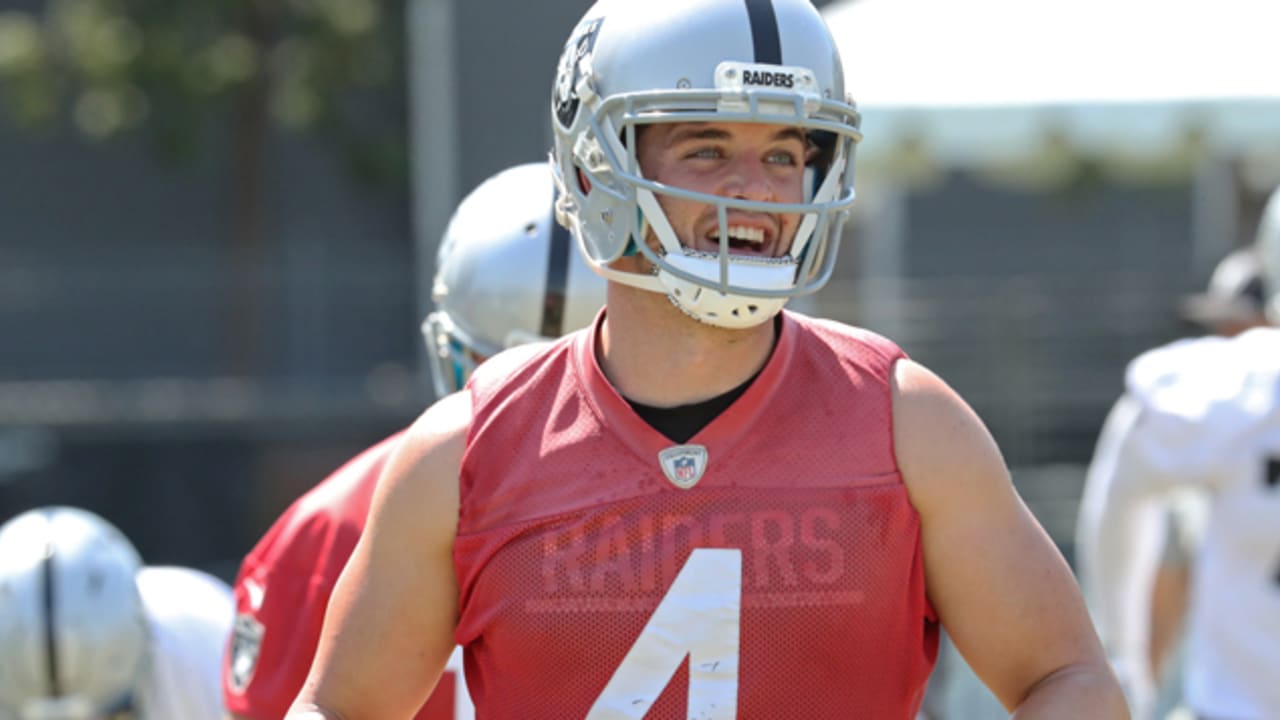 Oakland Raiders Quarterback Derek Carr throws a pass during practice at  their training facility in Napa Valley, Calif., August 7, 2018. The Raiders  invited Travis Air Force Base Airmen to attend camp