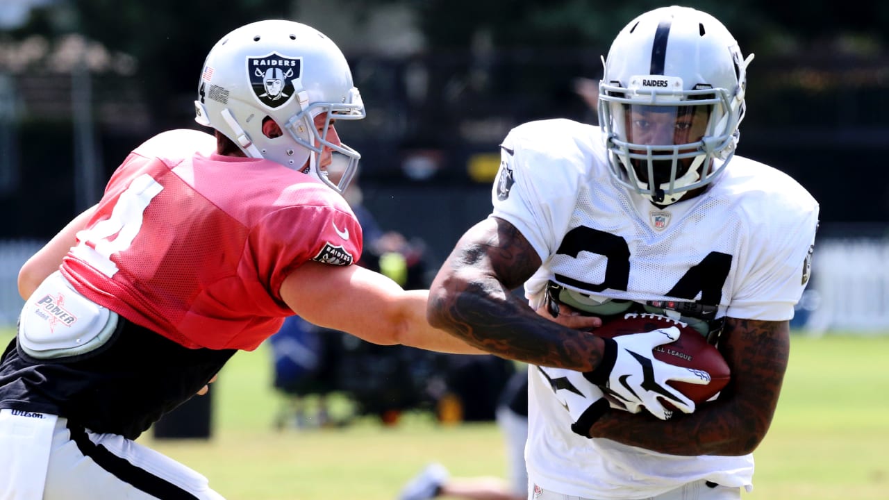 Raiders Pulse: Derek Carr on George Atkinson III