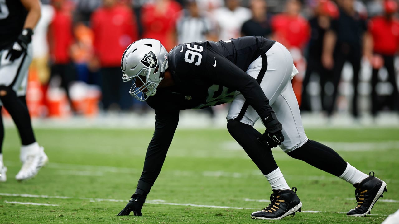 Raiders Preseason Week 1 Highlights vs. 49ers Defensive end Isaac