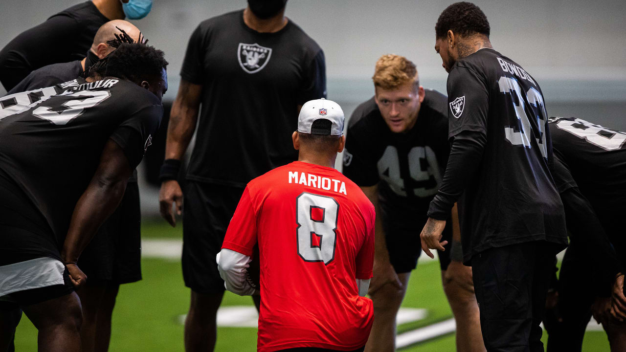 mariota raiders jersey