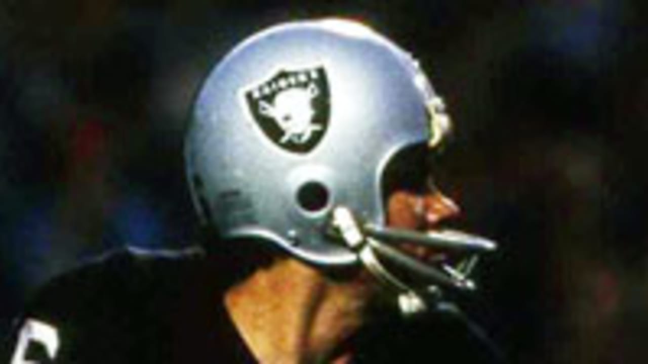 Kaufman Propels 1997 Raiders Past Broncos