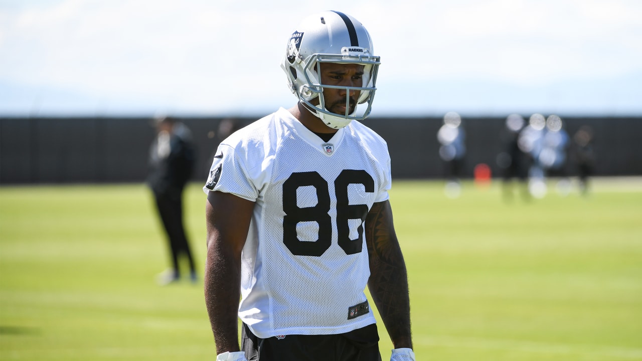 Raiders Sign Tight End Erik Swoope Prior to the reveal of sonshine, swoope teased snippets of every song chorus i been grindin' all day, and all night hall of fame, on my mind tryna be the greatest, of all time and say it's all god, that's all i been grindin' all. raiders sign tight end erik swoope