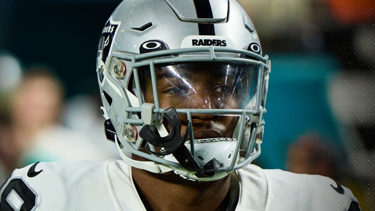 Thursday Round-Up: Malcolm Smith signs with Oakland Raiders; James