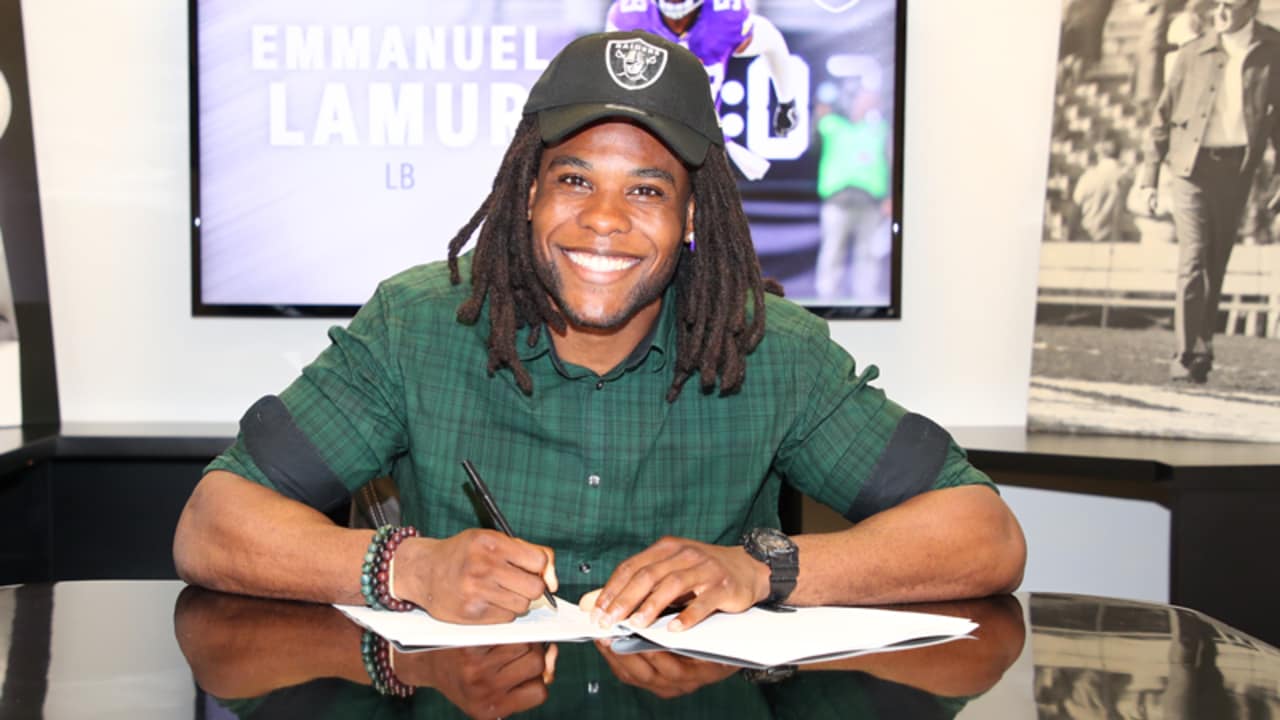 Vikings LB Emmanuel Lamur: Meeting Cuban relatives 'a blessing to think of  on Thanksgiving'