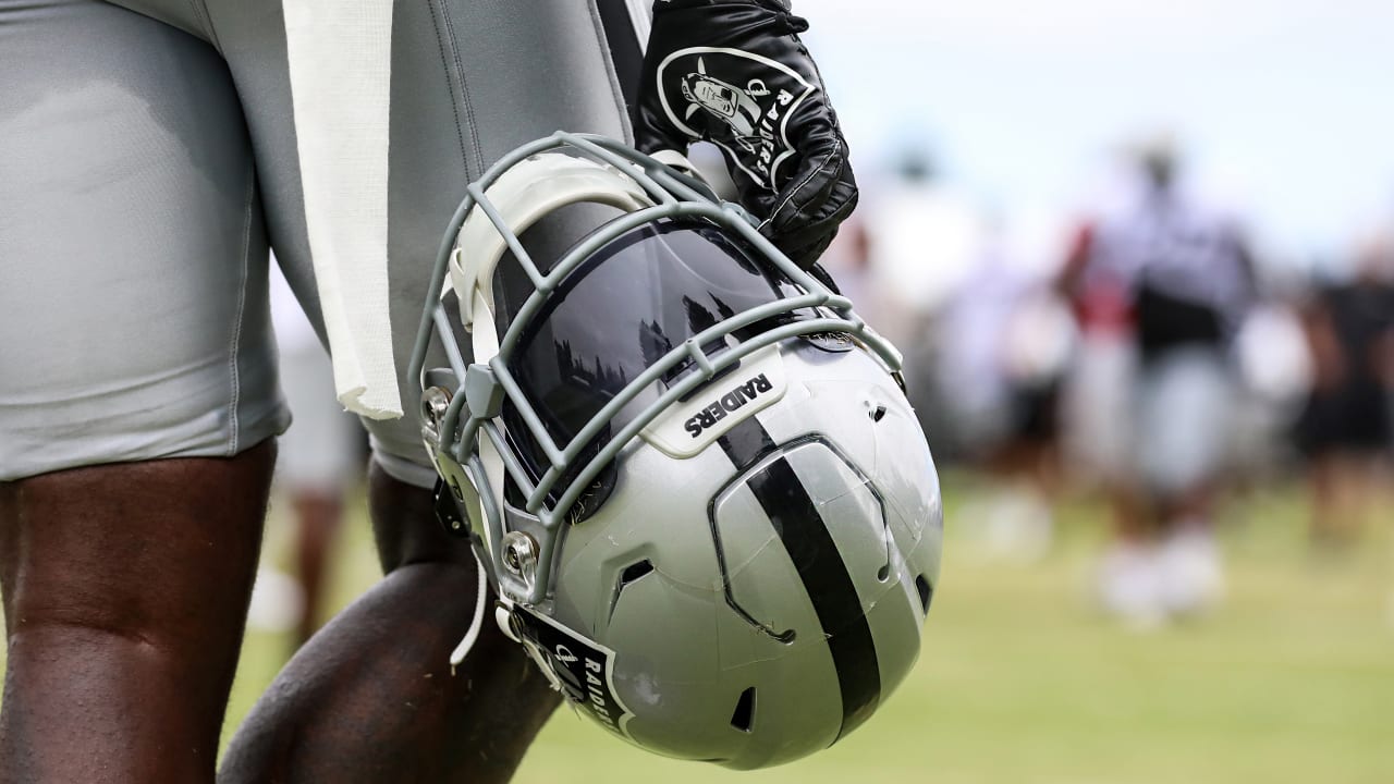 Oakland Raiders announce transactions - 4.30.19