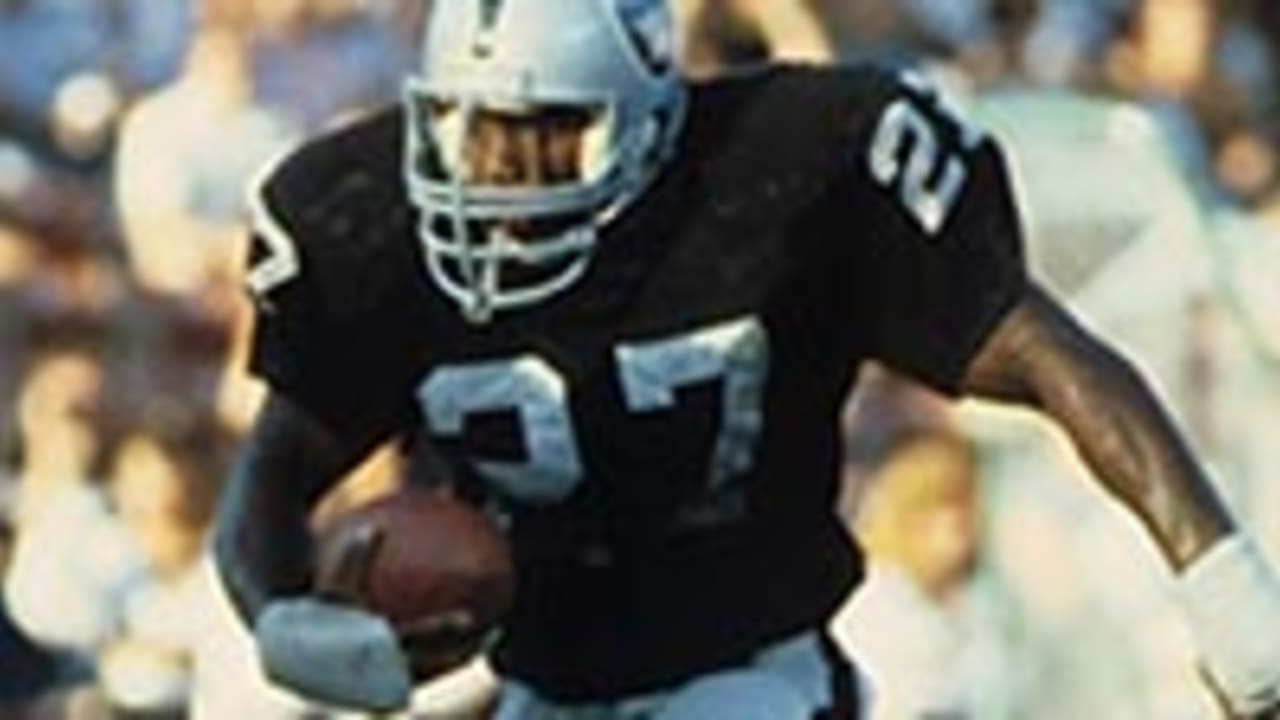 More Than a Number: Who's worn No. 33 in Raiders history?