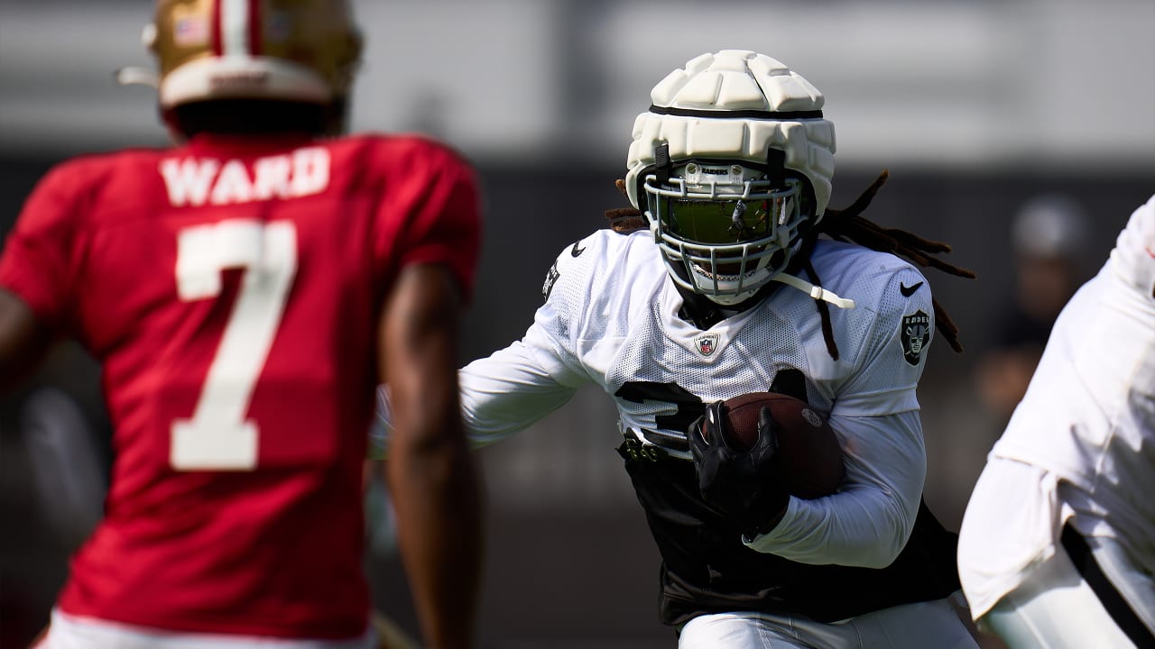 49ers Se Enfrentan a Raiders Para Su Último Partido de Pre Temporada