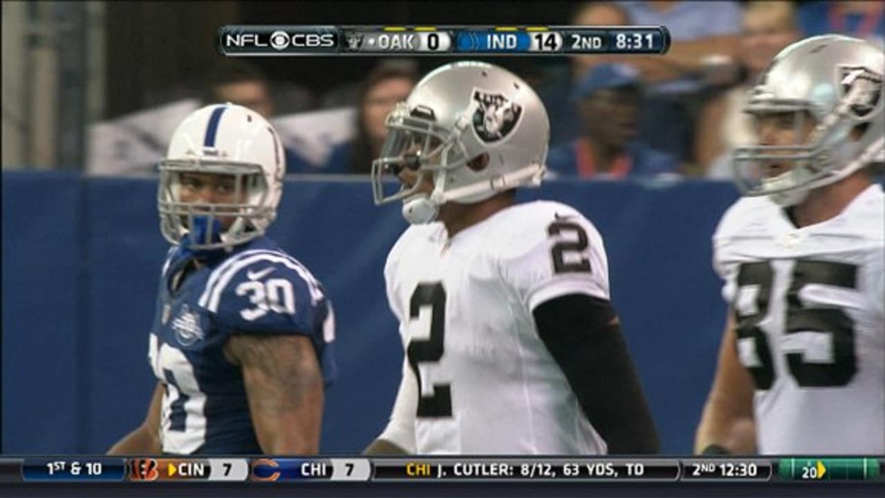 Oakland Raiders QB Terrelle Pryor breaks free for a 25-yard TD