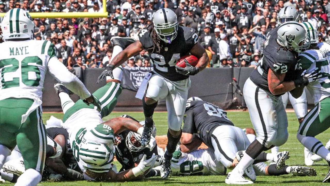 Marshawn Lynch scores first touchdown as an Oakland Raider - ESPN