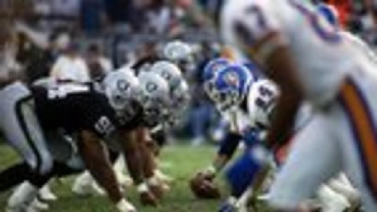 Jason Elam celebrates his second-quarter field goal – Denver