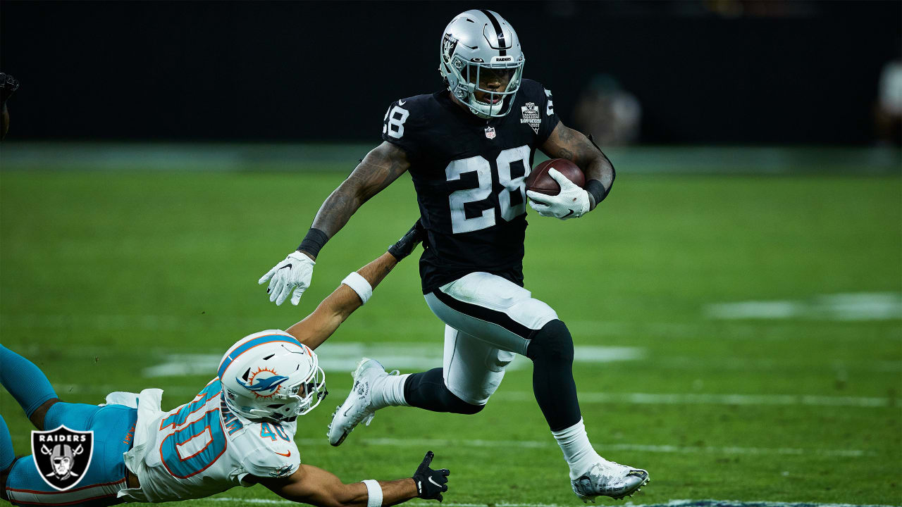 Position Battle: Previewing the Raiders running backs for 2021 in photos