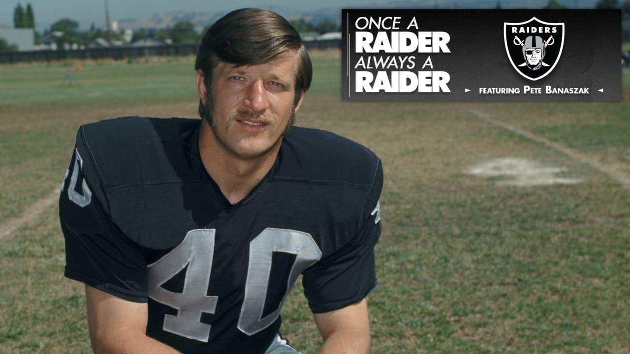 What made Tom Flores a father figure to Howie Long, plus the impact of the  Iceman, Ep.2