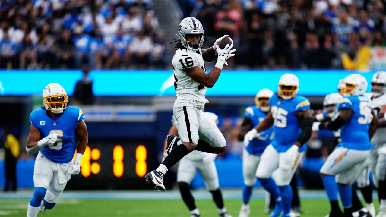 Raiders vs. Broncos Live Streaming Scoreboard, Free Play-By-Play,  Highlights, Boxscore