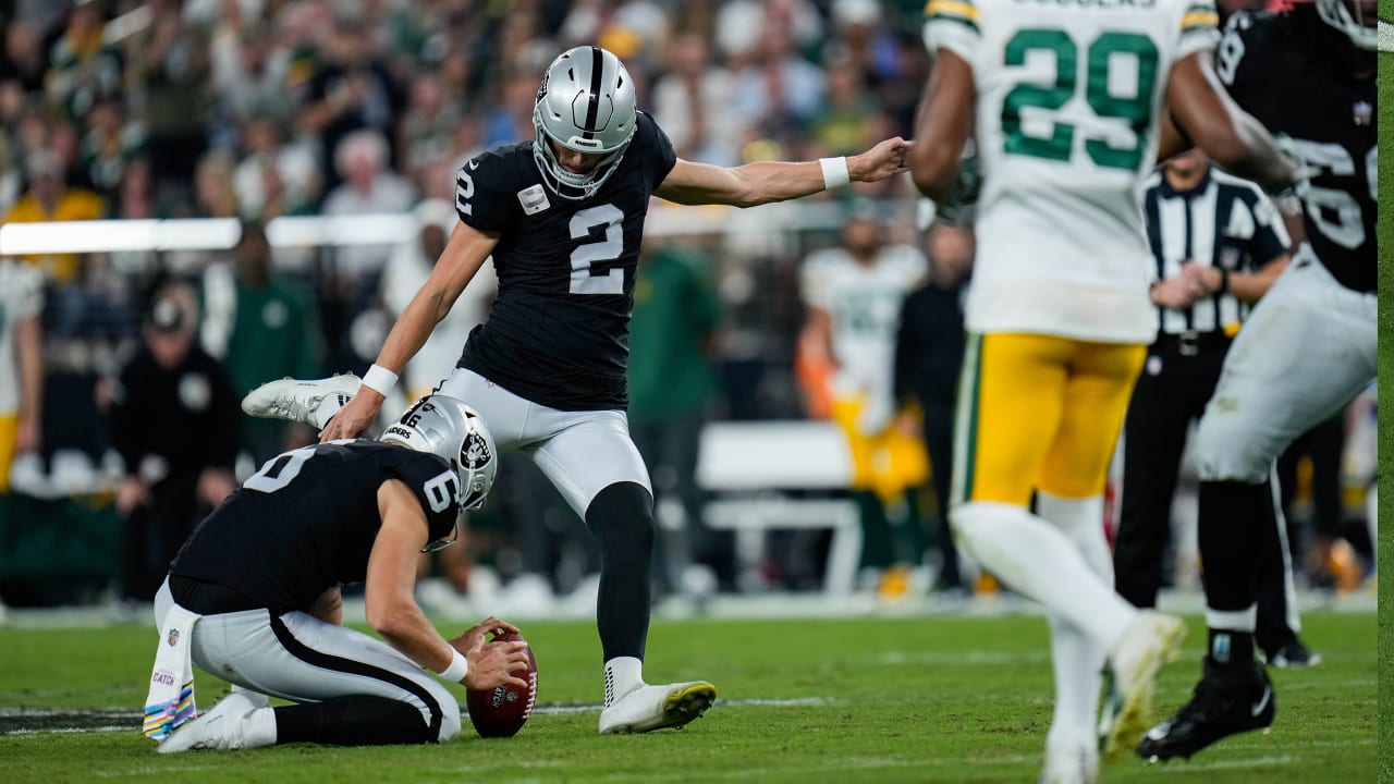 Wilson's Monday Night Football Packers @ Raiders