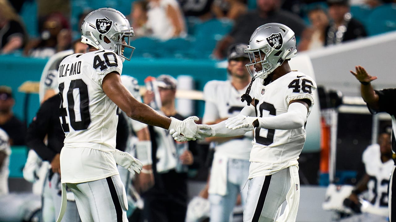 Raiders beat Dolphins 15-13 to remain unbeaten in preseason