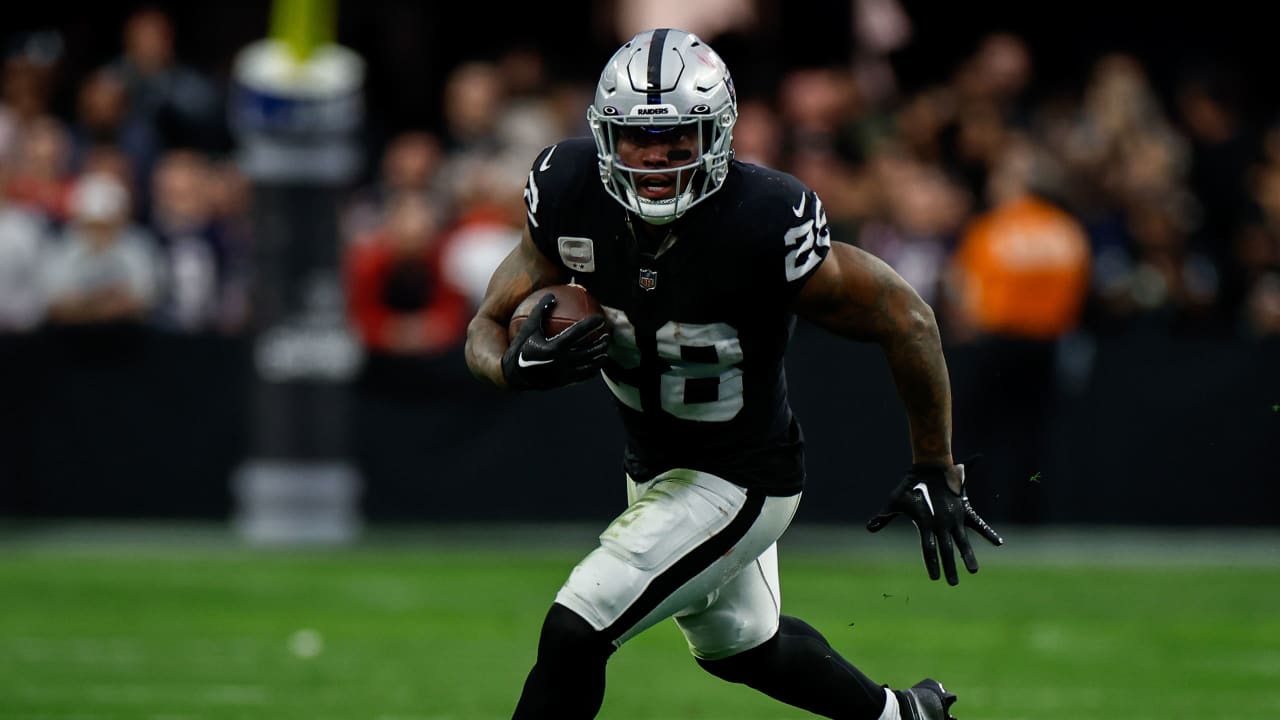 Raiders vs. Patriots Player Props, Josh Jacobs, Week 15