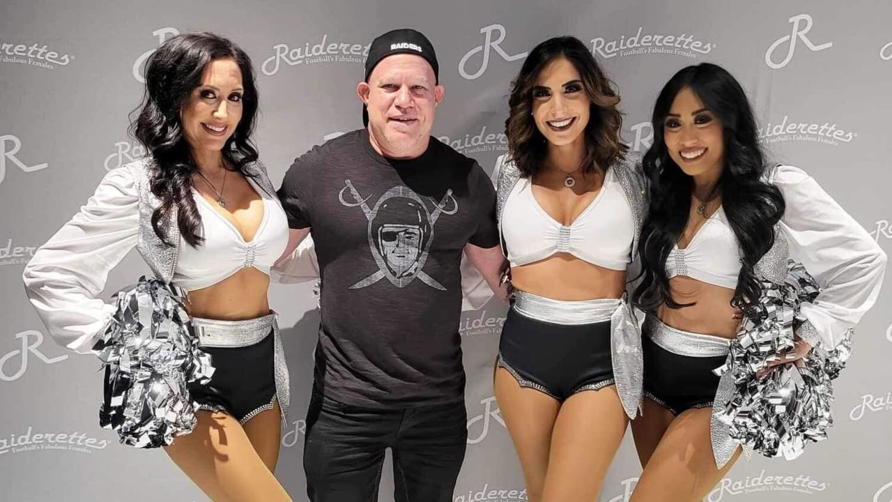 Raider Nation Origin Stories: Meet Brett Weiss, Denver native and longtime Raiders fan - Vimarsana News