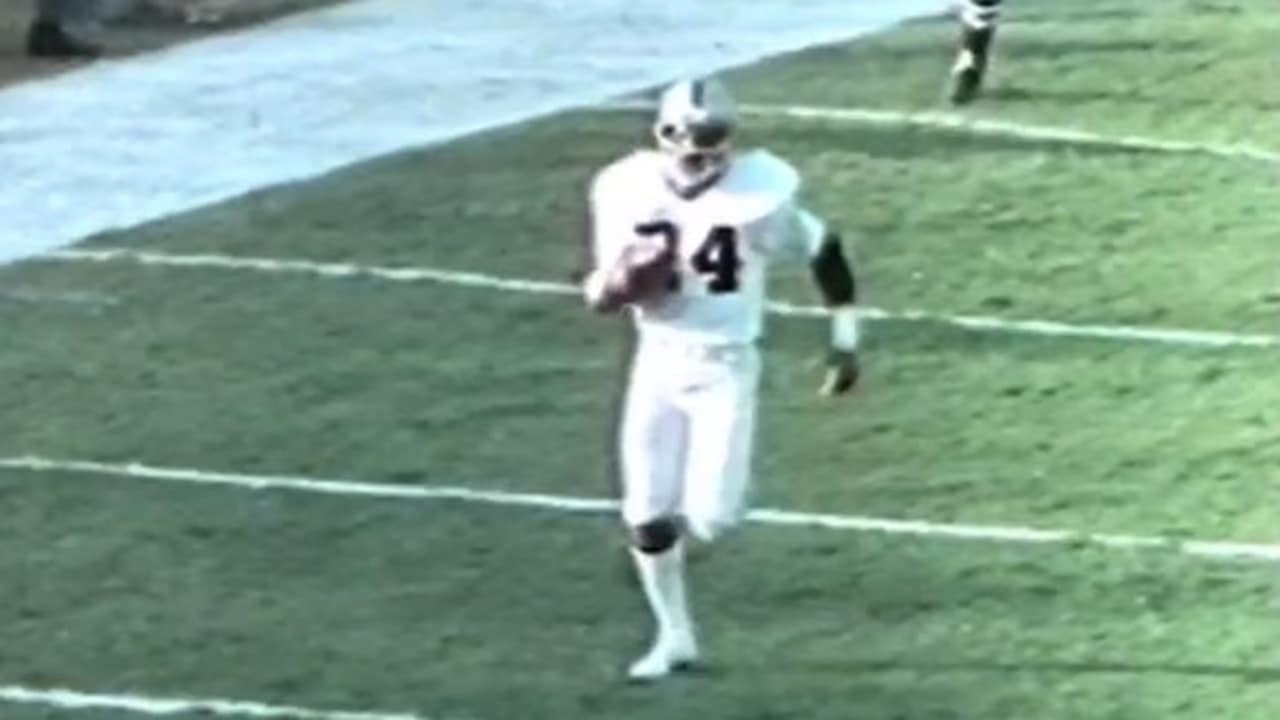 NFL 100 Greatest' No. 61: 'Old man Willie' Brown's iconic Super Bowl XI  interception