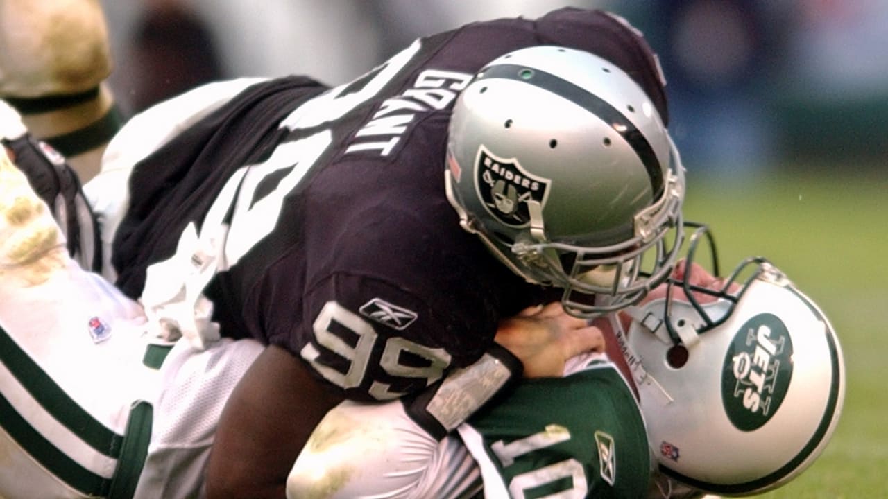 New York Jets running back Curtis Martin against the Oakland