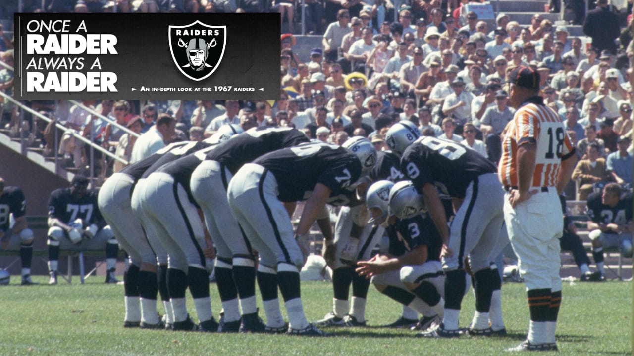 Phil Villapiano says Ken Stabler and Cliff Branch invented the  back-shoulder catch