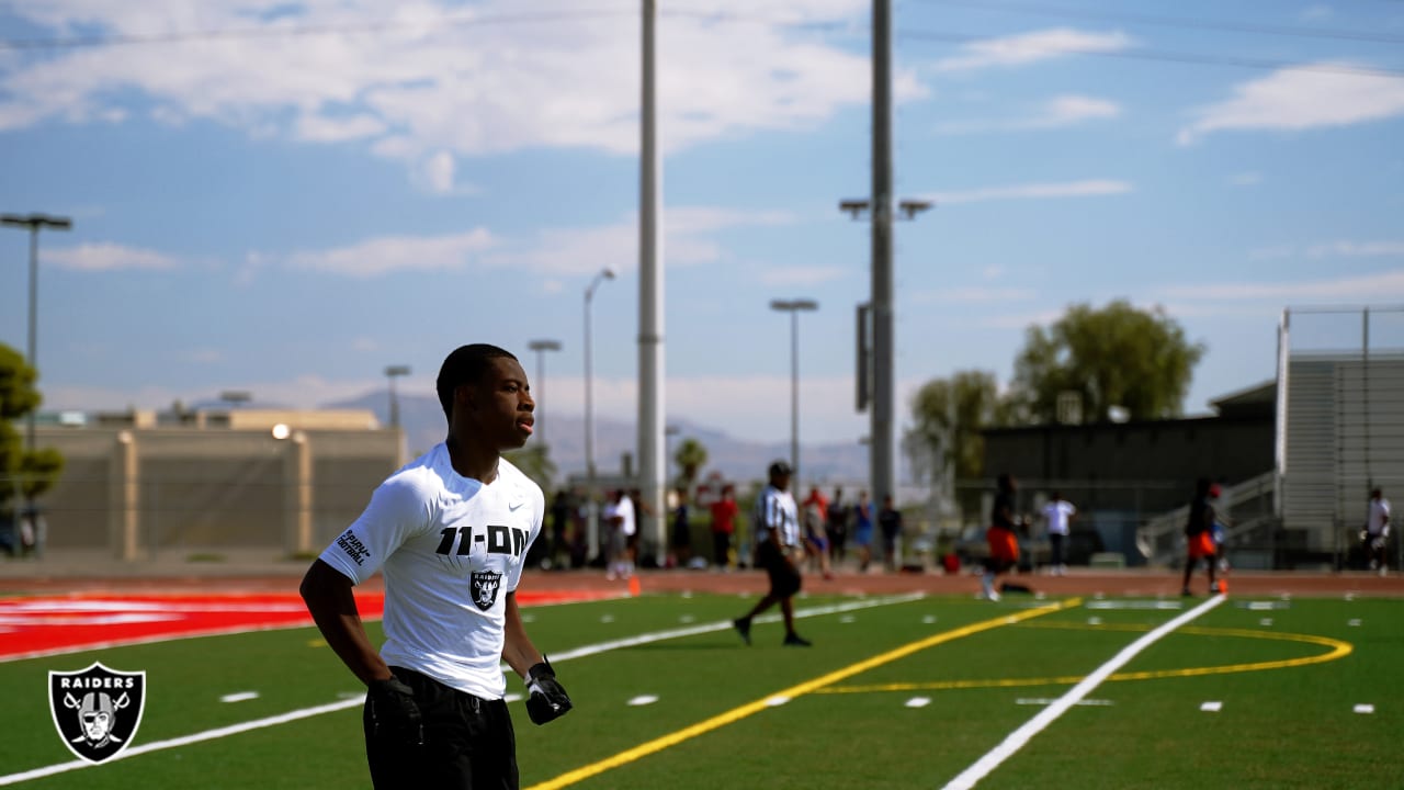 Las Vegas Raiders host 11-On high school football event - High