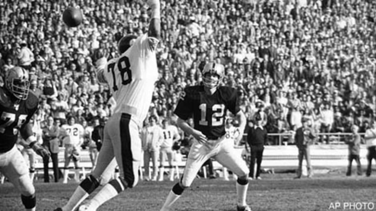 Raiders Overcome Steelers in 1973 Playoffs