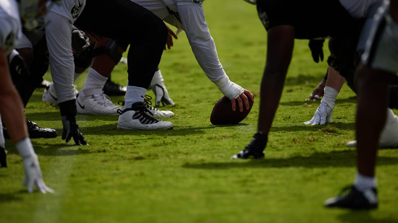 Raiders depth chart: Projecting starters at QB, RB, WR, TE in 2022