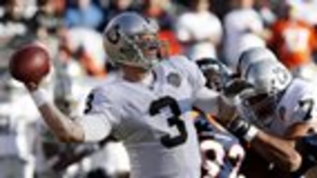 Raiders Stun Broncos 20-19