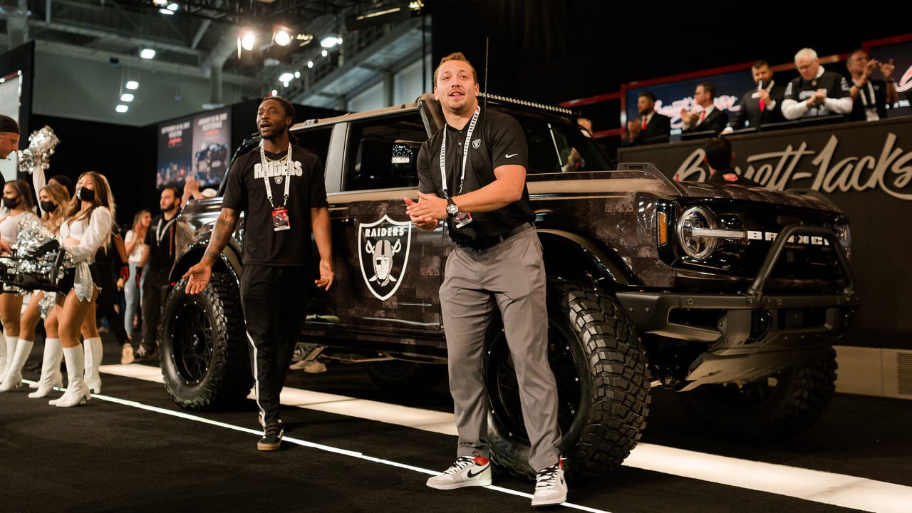 Las Vegas Raiders Bronco Badlands being auctioned at Barrett Jackson   Bronco6G - 2021+ Ford Bronco & Bronco Raptor Forum, News, Blog & Owners  Community