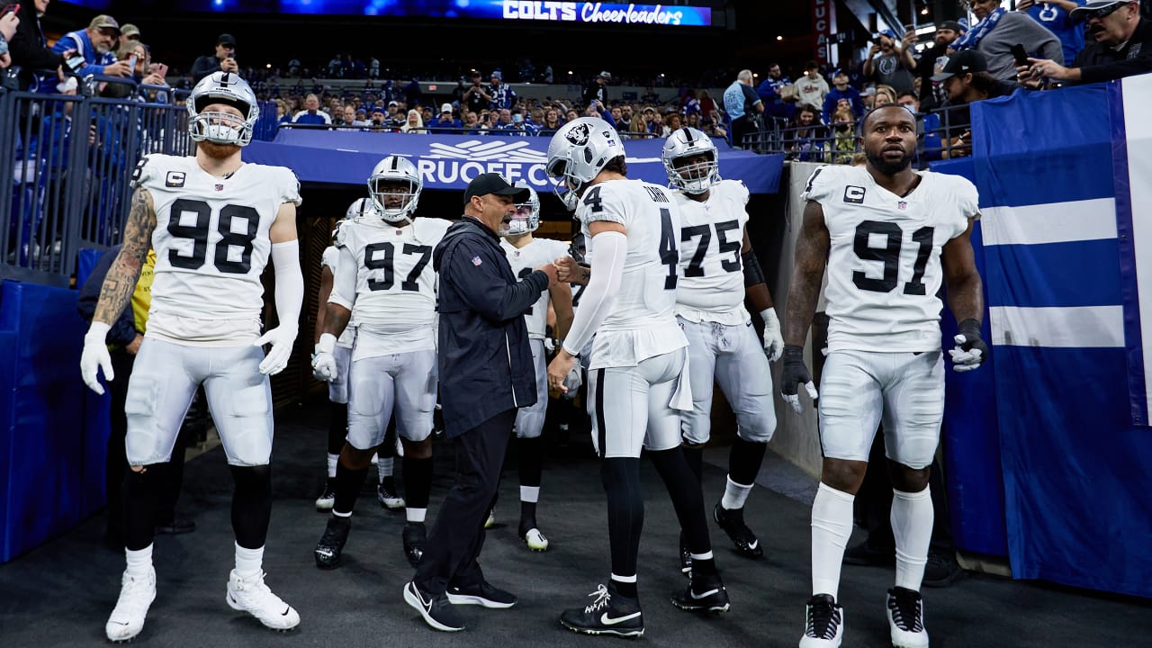 January 02, 2022: Las Vegas Raiders quarterback Marcus Mariota (8) runs  with the ball during NFL football game action between the Las Vegas Raiders  and the Indianapolis Colts at Lucas Oil Stadium