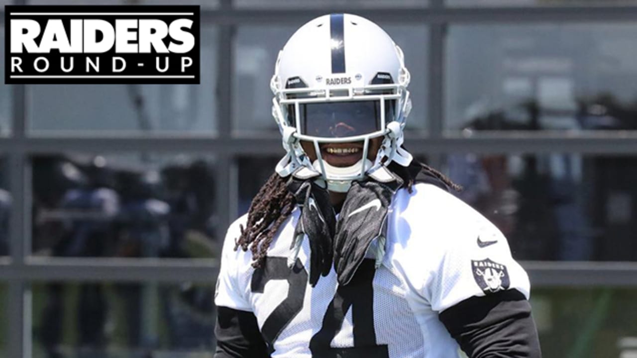 Marshawn Lynch ready to un-retire and play for the Raiders 