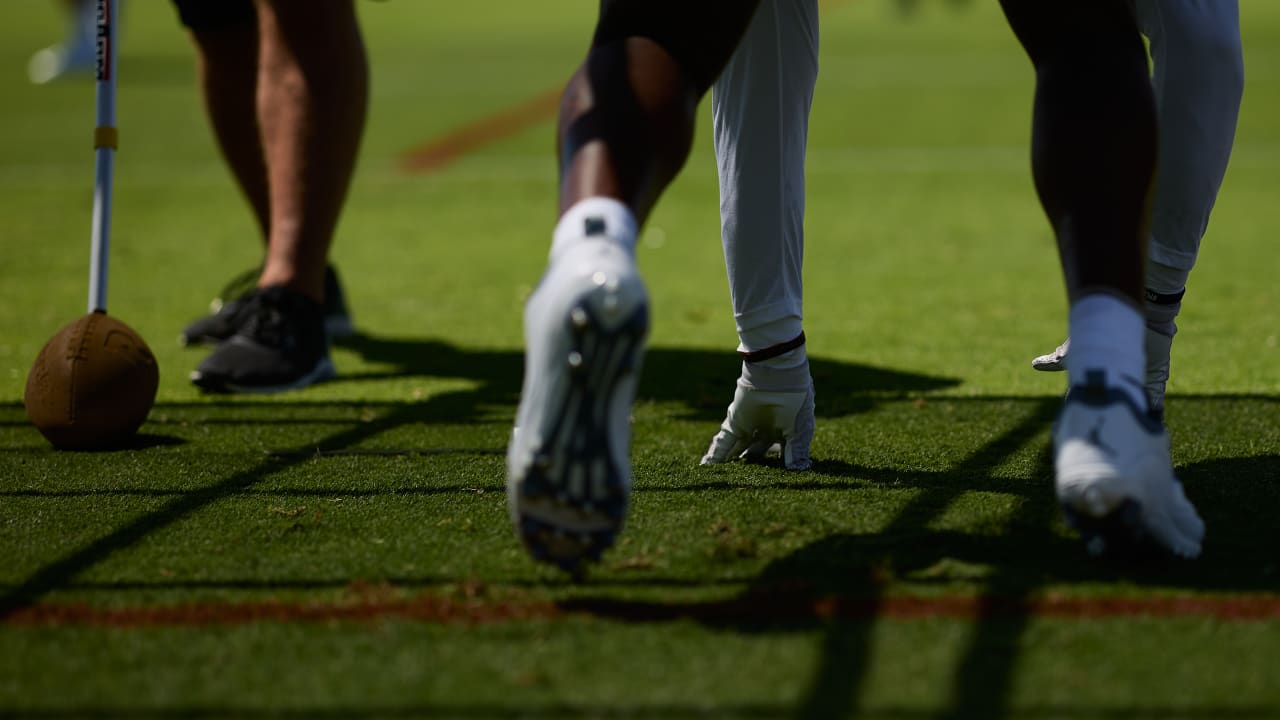 Raiders Host Old Bay Area Rival As San Francisco 49ers Practice At Raiders  Training Fields In Henderson Thursday - LVSportsBiz