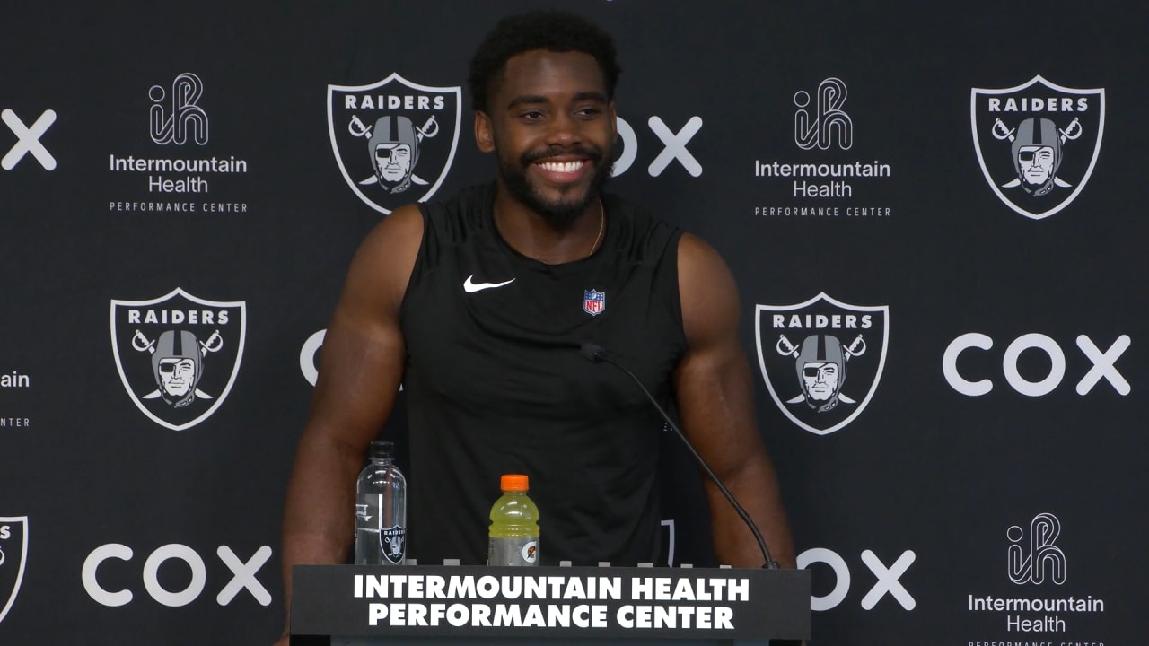 Broken arm healed, Divine Deablo ready to lead Raiders' defense - ESPN -  Las Vegas Raiders Blog- ESPN