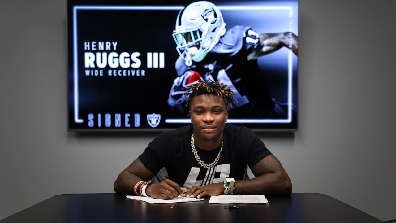 Ink to paper Raiders rookies react to signing NFL contracts