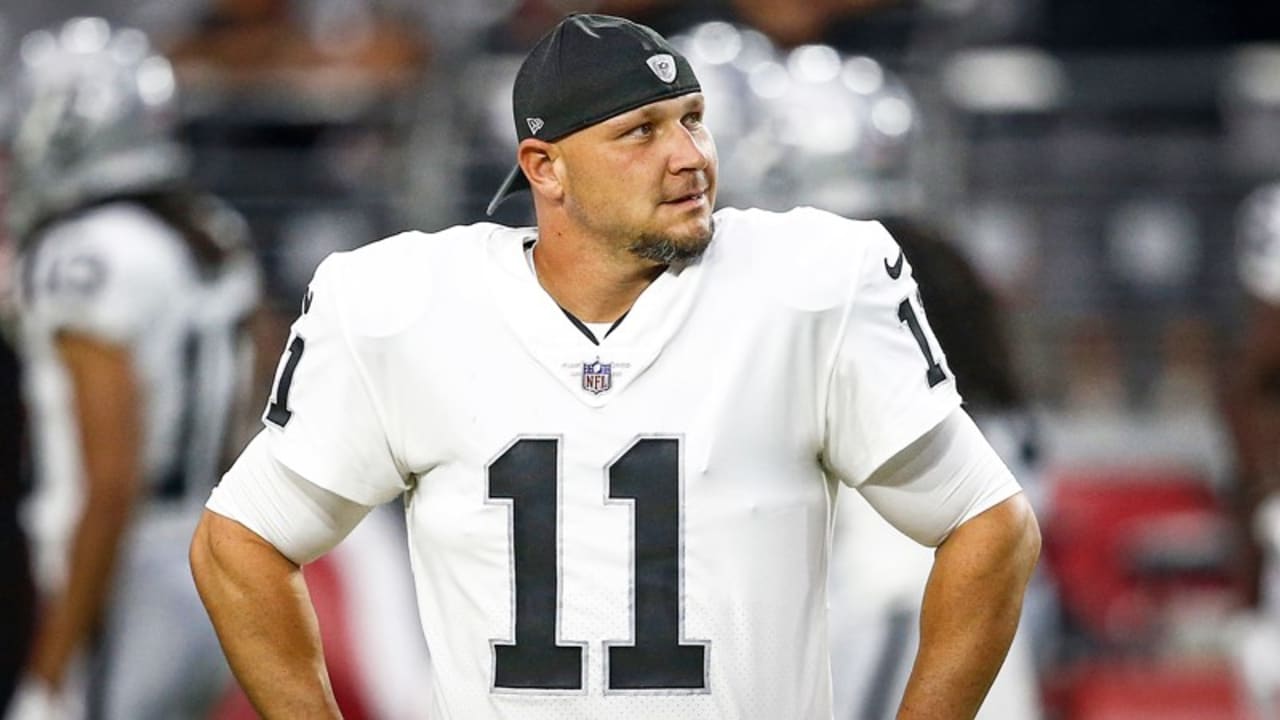 Sebastian Janikowski looks weird in a Seahawks uniform