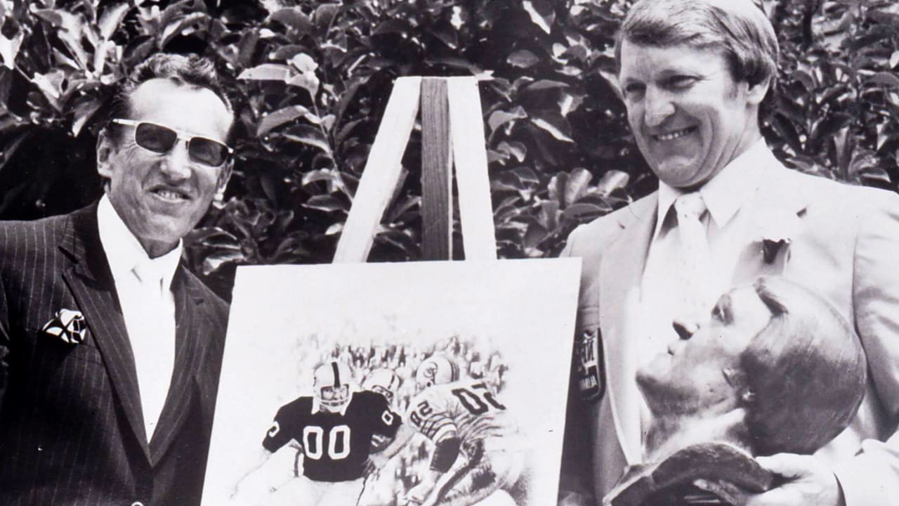 NFL Hall of Famer Jim Otto during an NFL football game against the