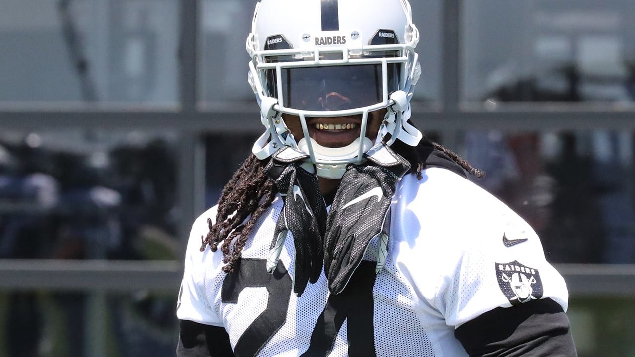 NFL news: Oakland Raiders' Marshawn Lynch No. 1 selling jersey