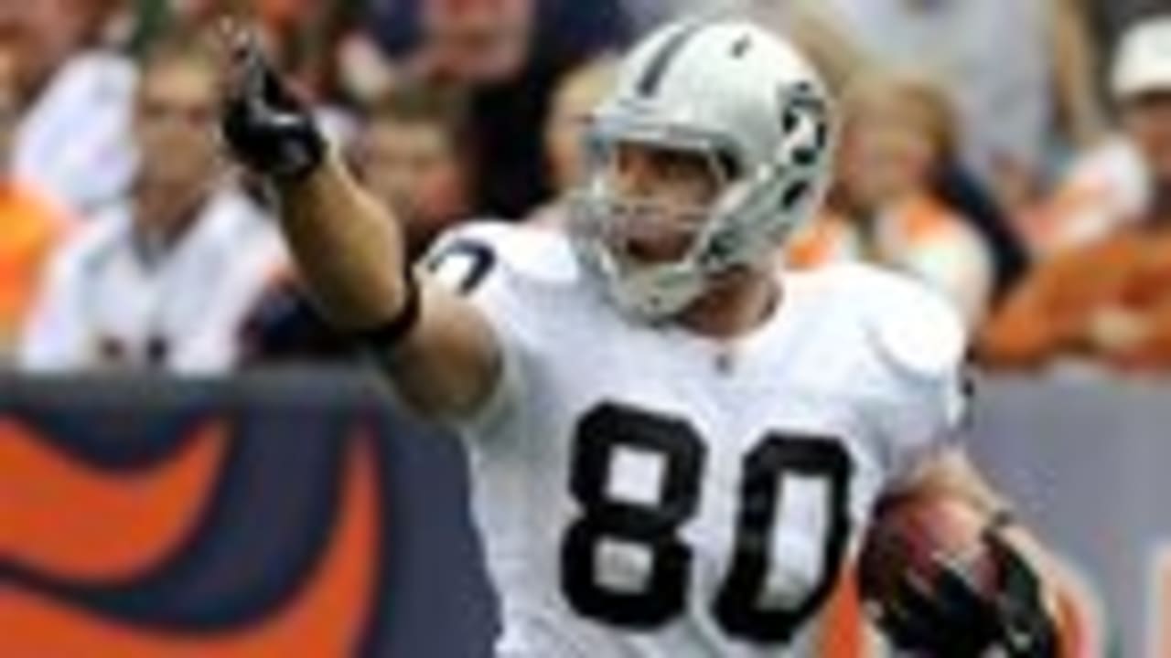 Zach Miller leaves Oakland Raiders for Seattle Seahawks – The