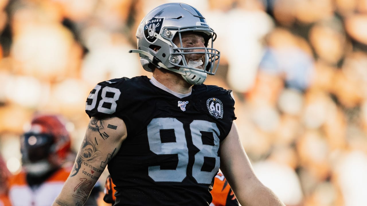 Watch: Maxx Crosby mic'd up on Raiders first padded practice