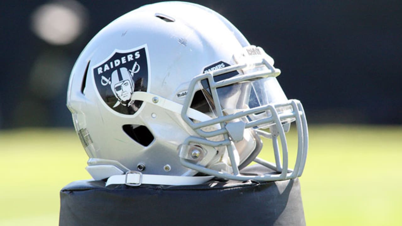 Oakland Raiders: Denico Autry should return on a new deal