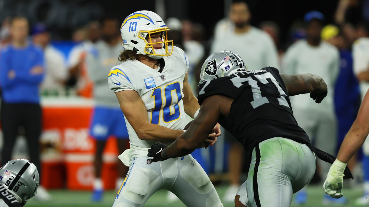 Can'tMiss Play Jefferson, Ferrell sack QB Justin Herbert for bigtime