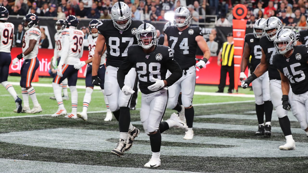 Bears vs. Raiders in London score: Josh Jacobs derails Chicago's