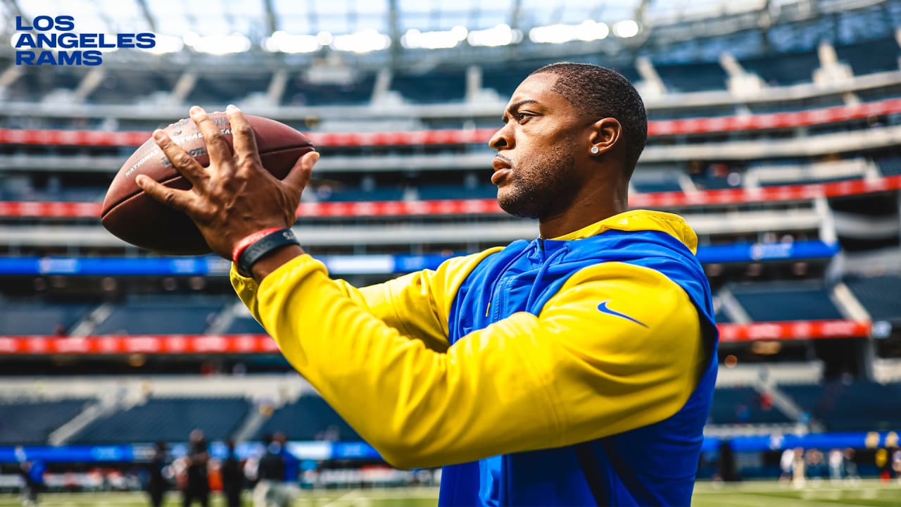 PREGAME PHOTOS: Rams hit the field at SoFi Stadium for pregame warmups ...