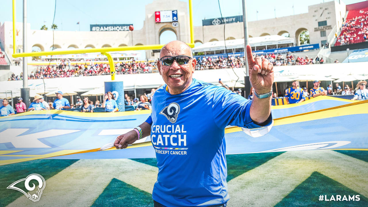 Rams honor many fans through Crucial Catch - Intercept Cancer