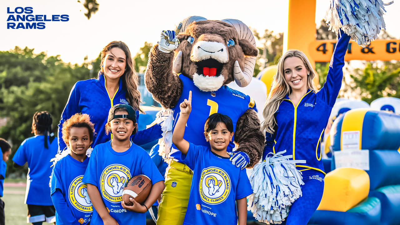 COMMUNITY PHOTOS: Rams empower South LA youth with Juneteenth football  skills clinic at Jackie Robinson Stadium