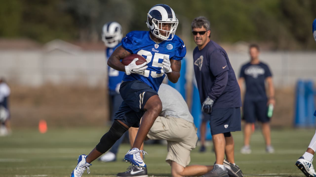 Rams Add Dunbar, Mundt to 53-Man Roster