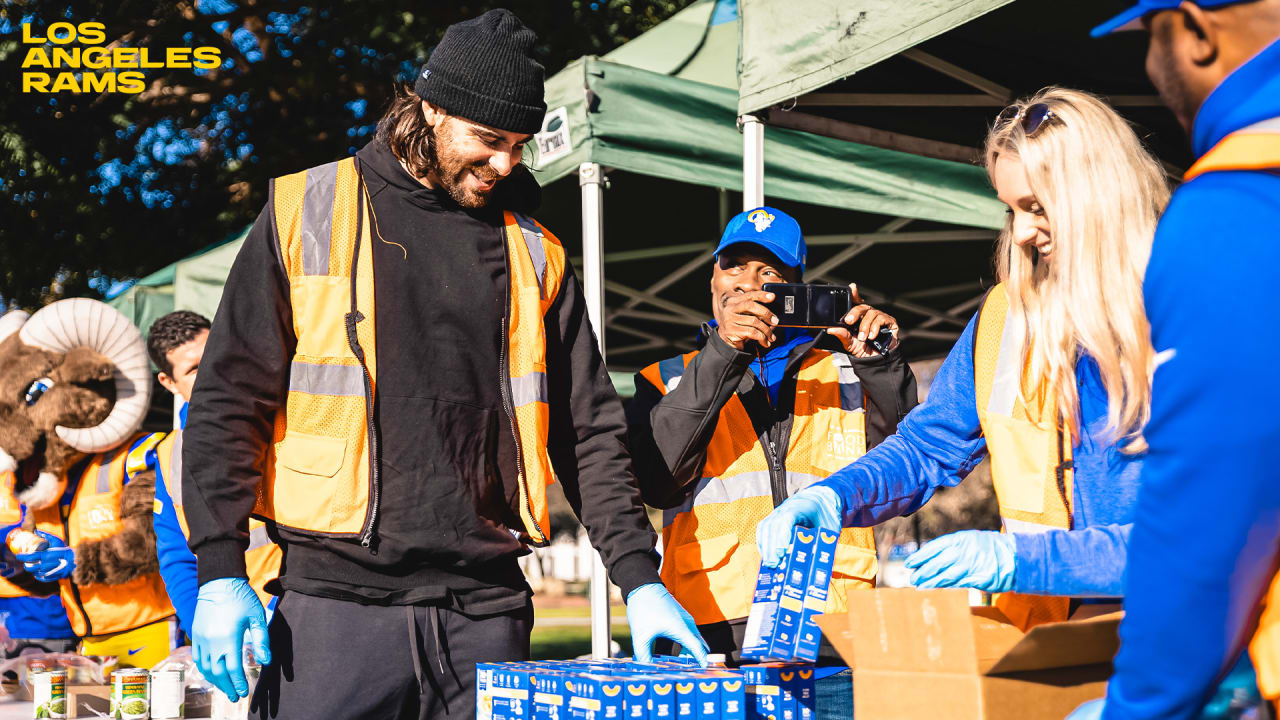 Pepsi Brings Los Angeles Football Fans Into The Gameday Action With A Taste  Of The New SoFi Stadium Experience At Home