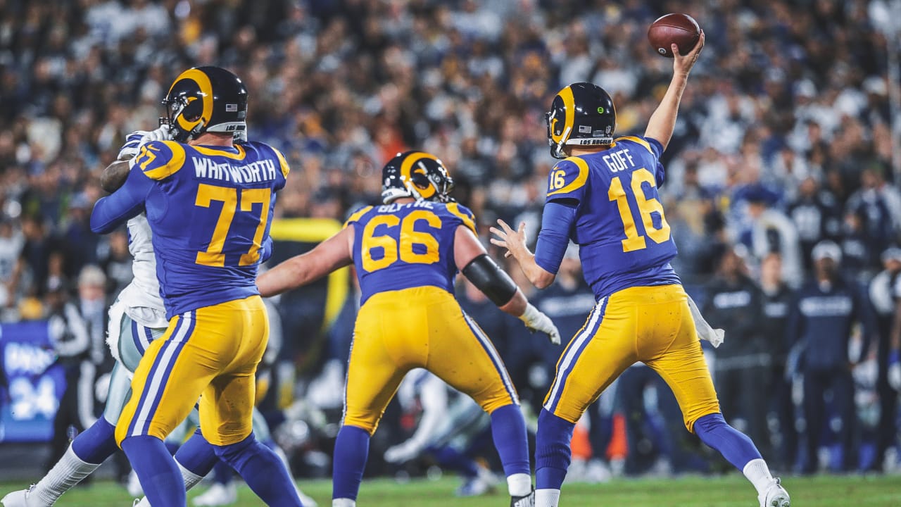 Goff to the races! QB keeps it himself on CLUTCH third-down run