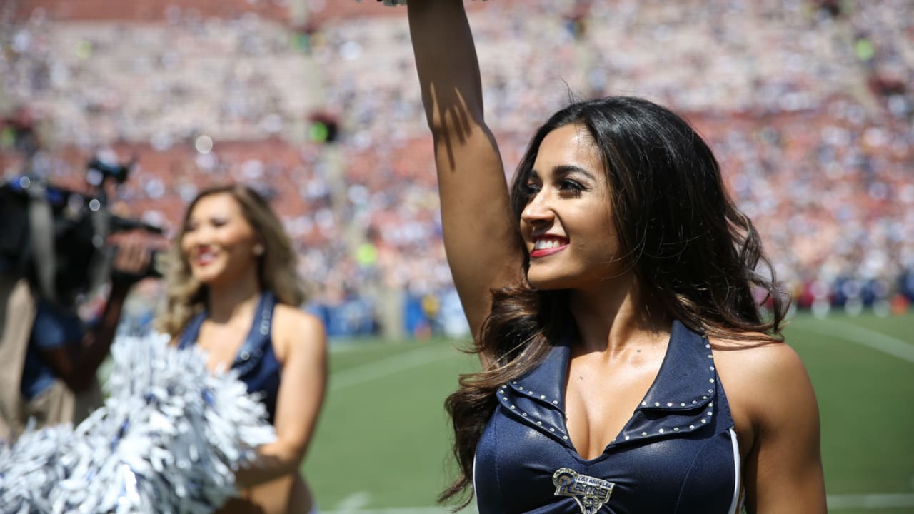 Photos: Rams Cheerleaders Preseason Week 3