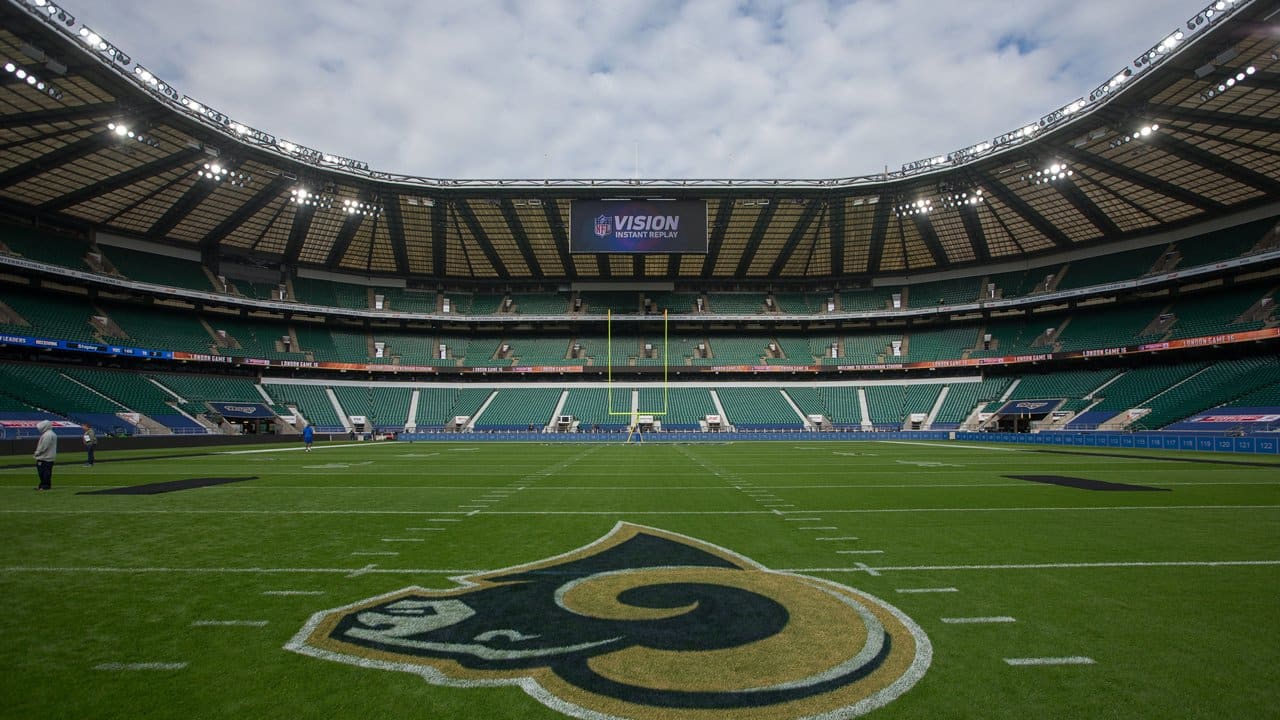 PHOTOS: Twickenham Walk Through